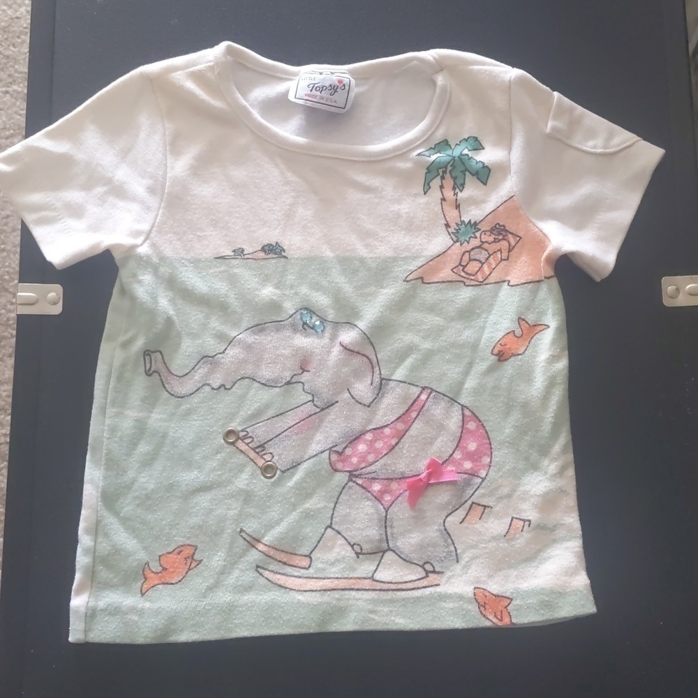 Little Topsys vintage girls tshirt size 5 with elephant